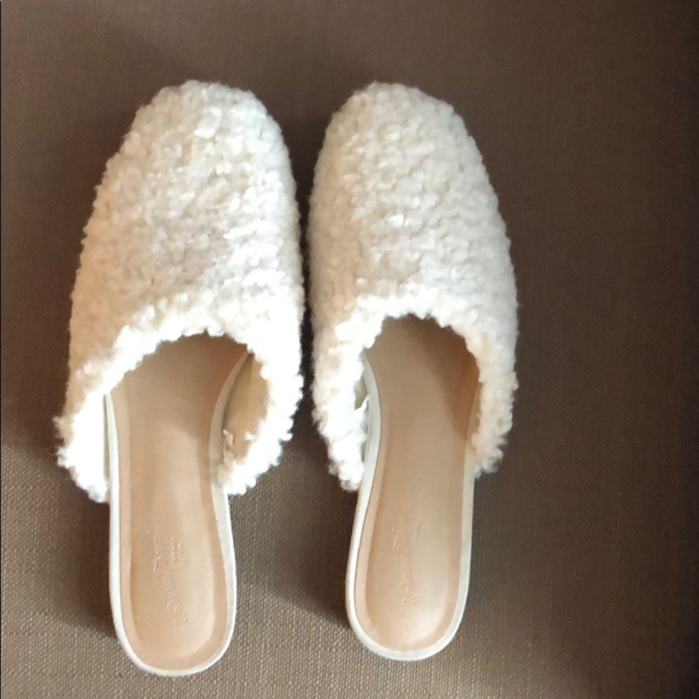 White Sherpa flats